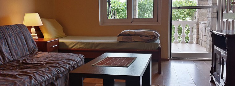 Superior Studio (3 Person)